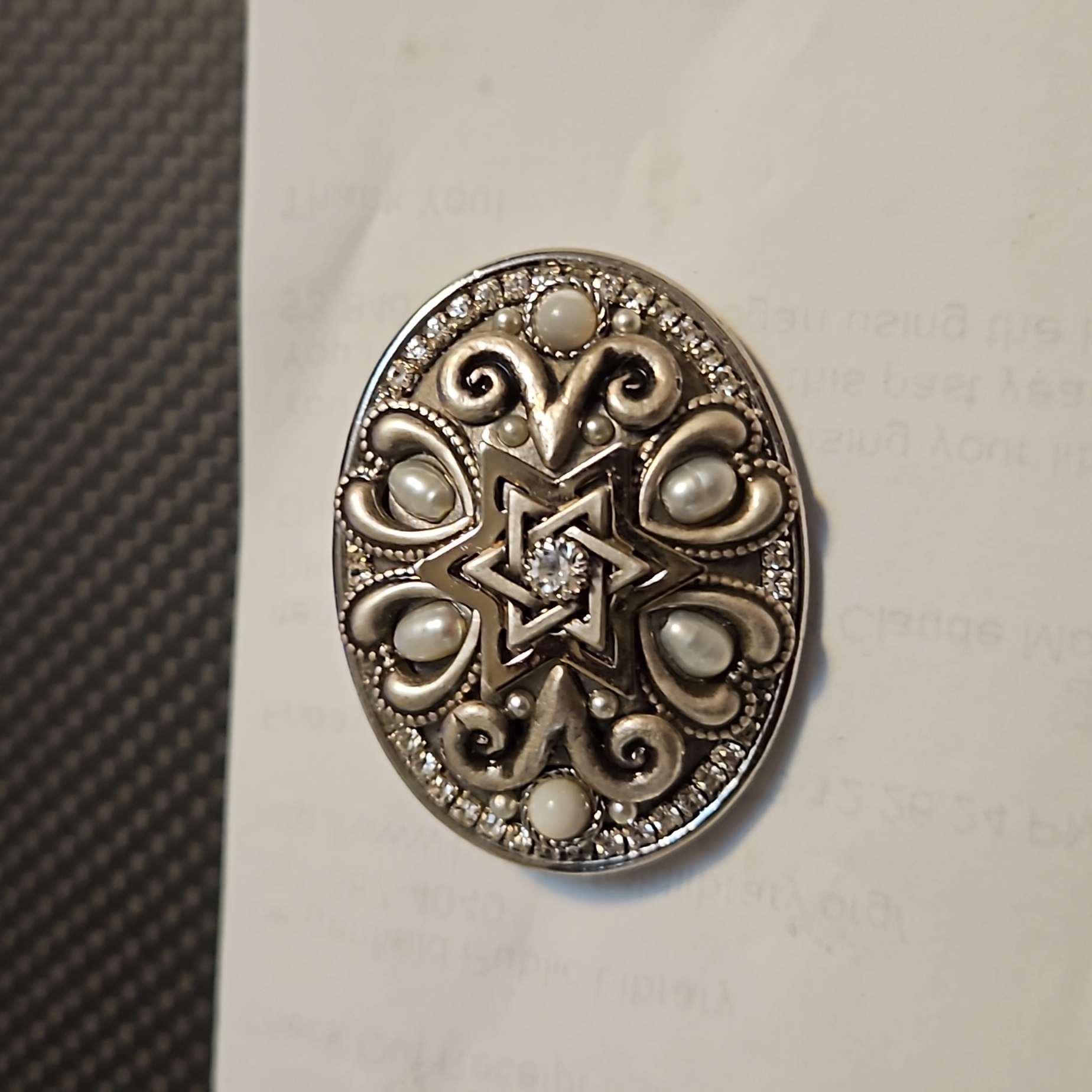 Brooch 45$